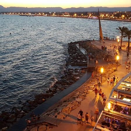 Apartment Center Salou Near Port Aventura Eksteriør bilde
