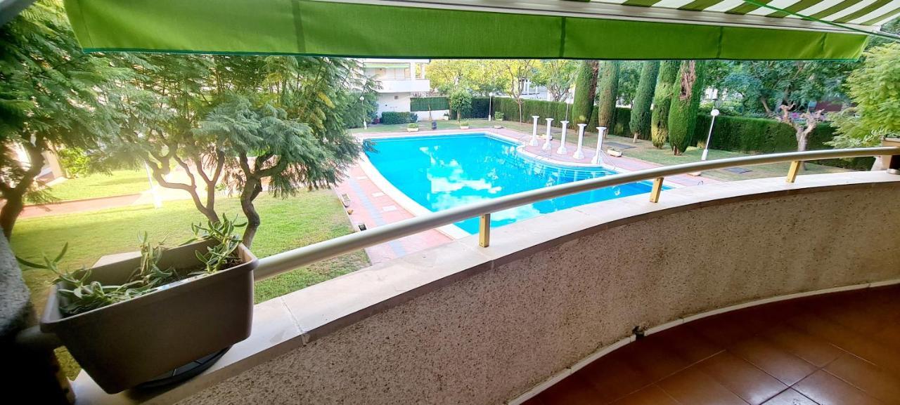 Apartment Center Salou Near Port Aventura Eksteriør bilde