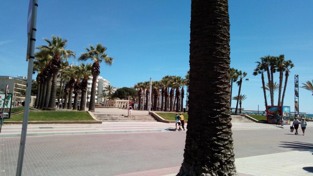 Apartment Center Salou Near Port Aventura Eksteriør bilde